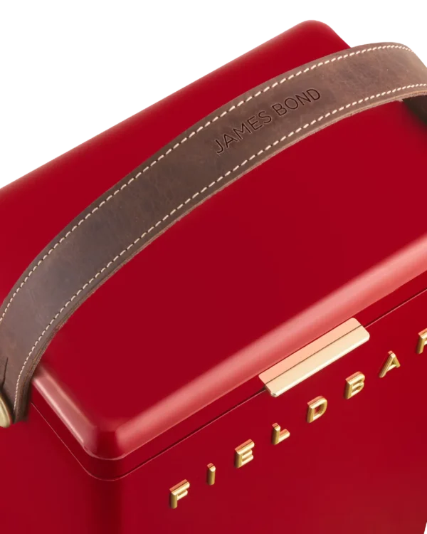 DB_LR_04_-_Personalisation_1600x2000_WEB (1) Cooler Box Set & Field Bottle / Lobster Red